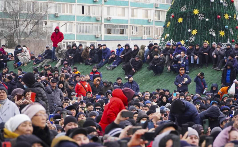 Kazahstānas Iekšlietu ministrija ziņo par kontroles atjaunošanu Almati