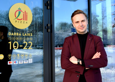 "Вас все равно скоро снова закроют": управляющий Čili pizza признался, что люди боятся работать в сфере питания