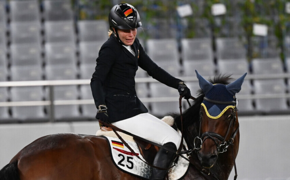 Vācijas sportistei Šleijai netiks izvirzītas apsūdzības par incidentu ar zirgu olimpiskajās spēlēs