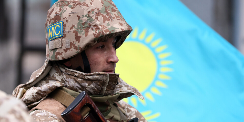"20 000 teroristu", cīņa par varu un parāds Putinam: kas notiek Kazahstānā?