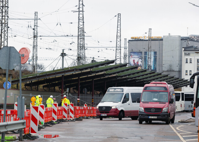 FOTO: VUGD palīdzība Rīgas Centrāltirgus postījumos vairs nav vajadzīga