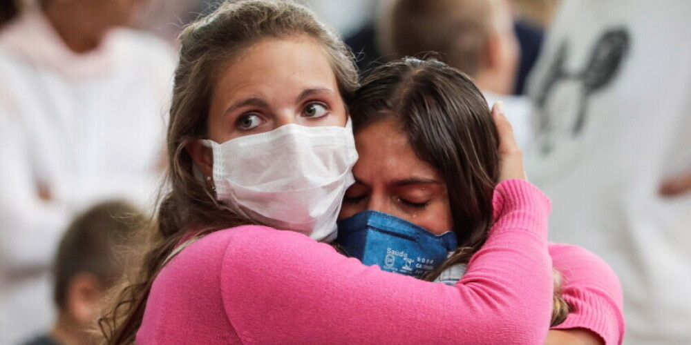 "Я с ужасом представляю, что случится через пару недель": врач рассказывает о новом виде пандемии
