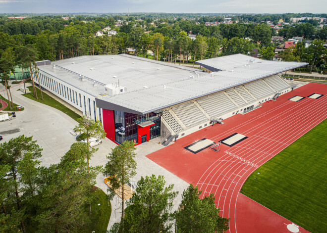 J.Daliņa stadions Valmierā. Pasūtītājs Valmieras novada pašvaldība, projekts Ivara Šļivkas birojs, būvnieks YIT INFRA, būvuzraugs Būvuzraugi LV.