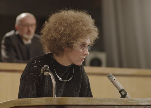 FOTO: sāk uzņemt filmu par jaunu sievieti politikā Atmodas laika Latvijā
