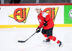 Šveices hokeja izlase uz Pekinu dodas tikai ar vietējā čempionāta spēlētājiem ierindā