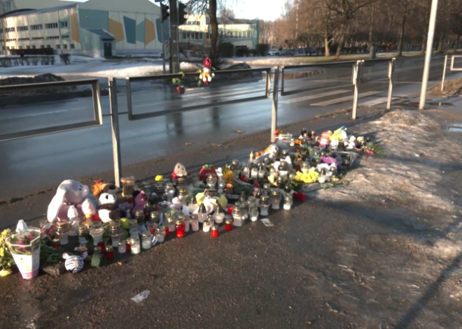 "Tie nav cilvēki," - Pļavniekos nobrauktās Emīlijas tēvs par dzērājšoferi un blakussēdētāju