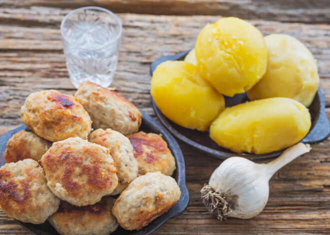 Вам понравится! Почему в фарш для котлет нужно добавлять рюмку водки