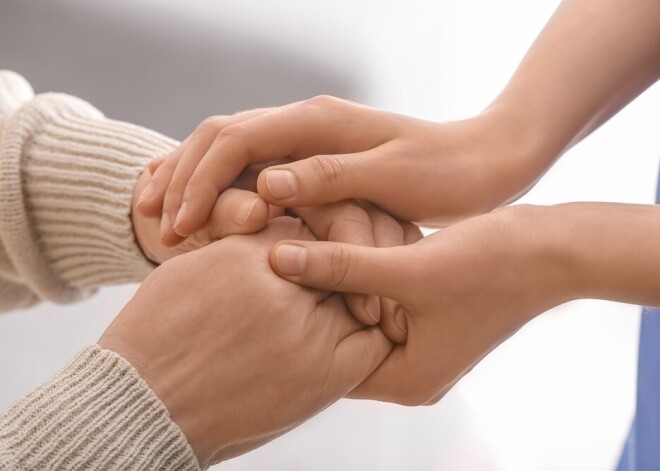 По карману не всем: каковы возможности получить уход на дому, если болен Covid-19?