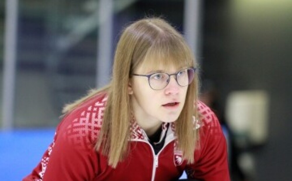 Latvijas sieviešu kērlinga izlase atkārtoti zaudē Norvēģijai un nekvalificējas pasaules čempionātam