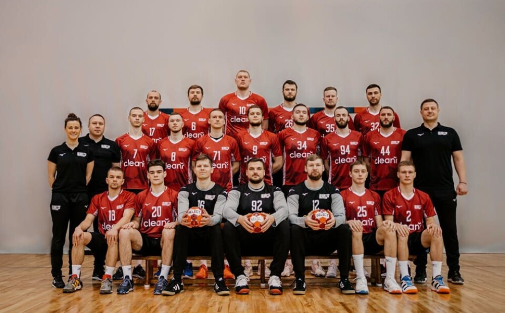 Latvijas handbolisti Dobelē uzvar pirmajā no divām Eiropas čempionāta pirmskvalifikācijas spēlēm