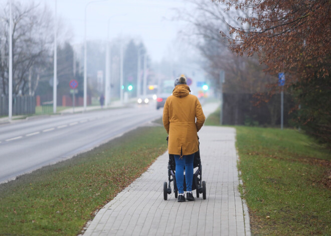 Omikrona dēļ īpaši būtu jāuztraucas vecākiem, kuriem ir bērni jaunāki par 5 gadiem