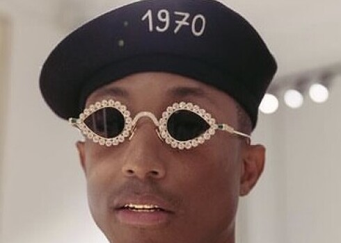 Фаррелл Уильямс и фирма Tiffany & Co оскандалились с ювелирными очками
