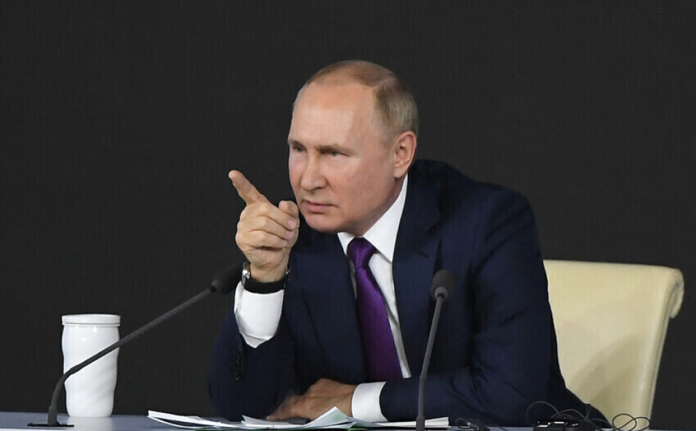 Lielbritānija neizslēdz sankciju piemērošanu Putinam, ja Krievija uzbruks Ukrainai