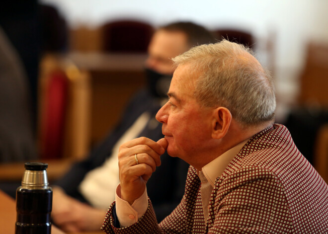 Lembergs par balstvakcīnas nenodrošināšanu pieprasa kompensāciju 10 000 eiro apmērā
