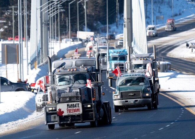 Vai pie parlamenta maz būs vietas? Kanādā protestē grandioza "brīvības karavāna"