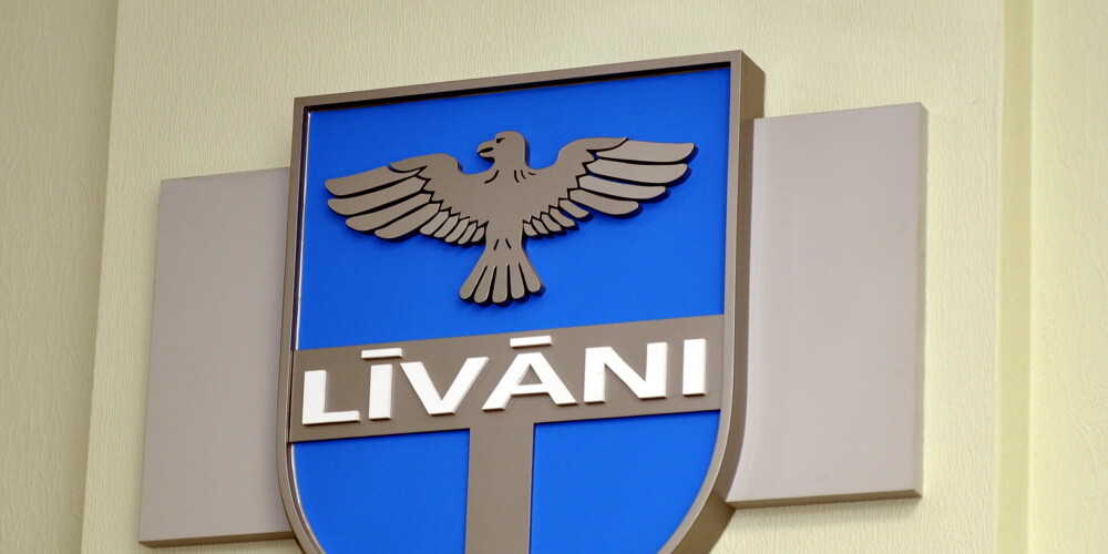 Pēc Covid-19 sertifikāta uzrādīšanas Līvānu novada domē pilnvaras atjaunotas divām deputātēm