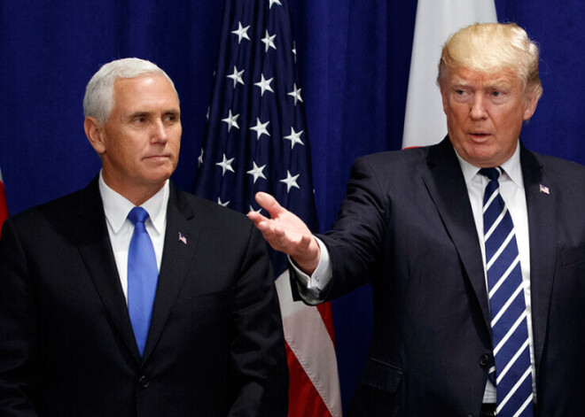 Penss un Tramps "draudzīgi šķīrušies" pagājušajā vasarā