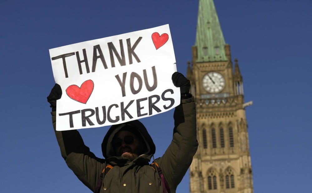 Thousands of members of the Freedom Column are gathering in Ottawa to protest the vaccination demands