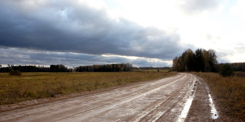 В этом году государство планирует отремонтировать более 350 км региональных дорог