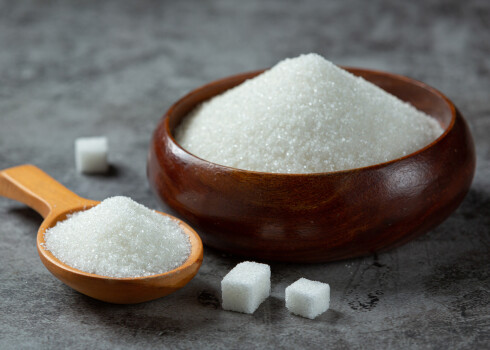 Пищевые предприятия в Латвии уменьшат содержание соли, сахара и трансжиров в продуктах