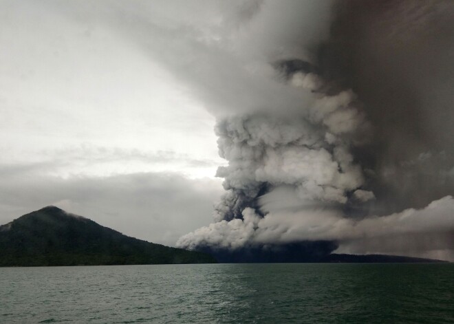 Indonēzijā aktivizējies Anak Krakatau vulkāns