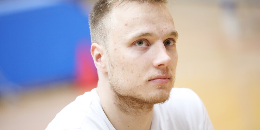 Artūrs Strautiņš