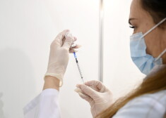 Vakcinēšanās pret Covid-19 Latvijā norit aizvien gausāk