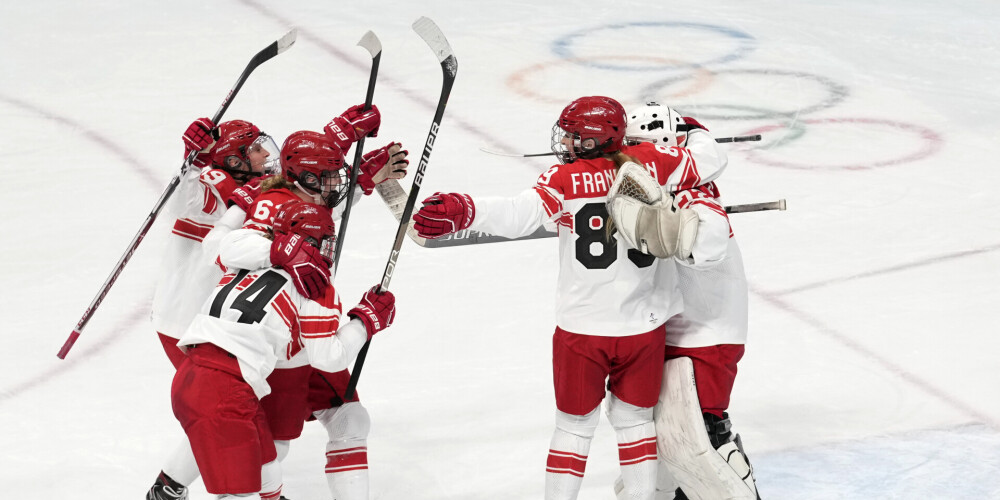 Dānijas, Zviedrijas un Šveices hokejistes tiek pie pirmajām uzvarām