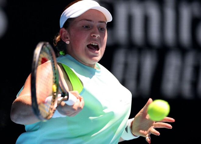 Ostapenko un Kičenokai neveiksme Sanktpēterburgas "WTA 500" sērijas dubultspēļu turnīra pirmajā kārtā