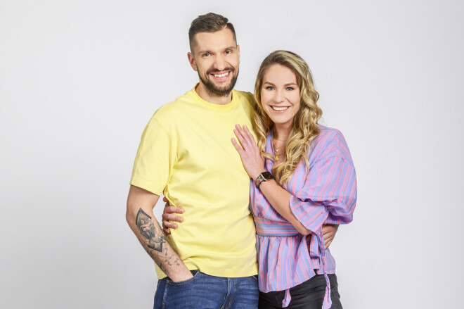 TV personība Baiba Vītiņa ar vīru Artūru.