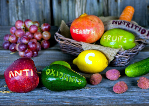 Jāēd krāsaini! Antioksidanti pret brīvajiem radikāļiem