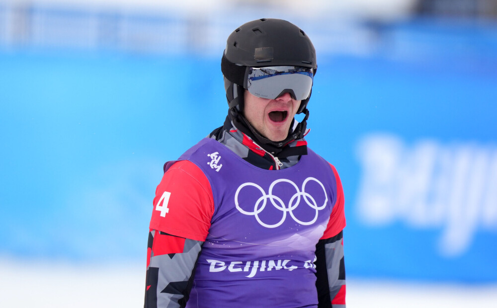 Pekinas olimpisko spēļu snovbordkrosā uzvar Alesandro Hemmerle