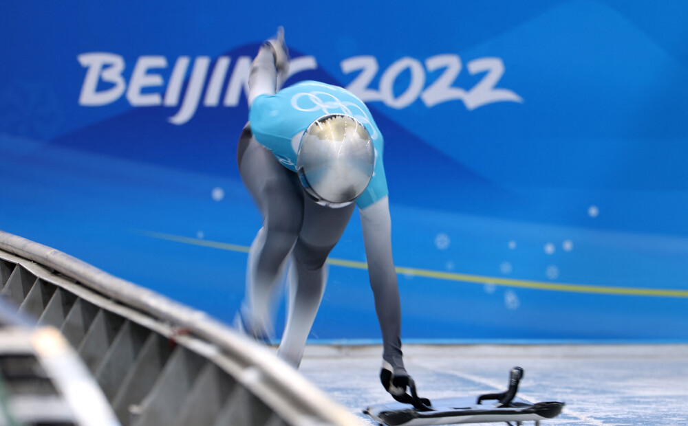 Pekinā izšķirošos braucienus skeletonā aizvadīs Tērauda, bet distanču slēpotājas startēs stafetē