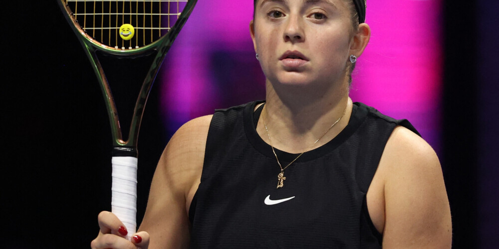 Aļona Ostapenko.