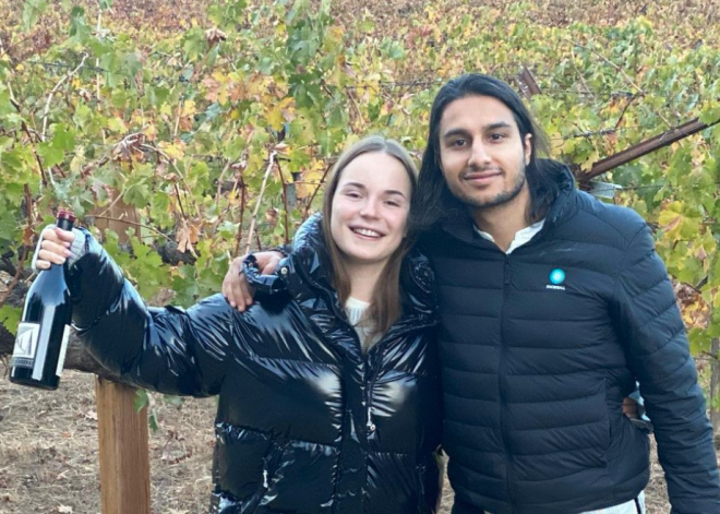 Видеоблогер Саша Спилберг рассталась с бойфрендом-американцем накануне помолвки