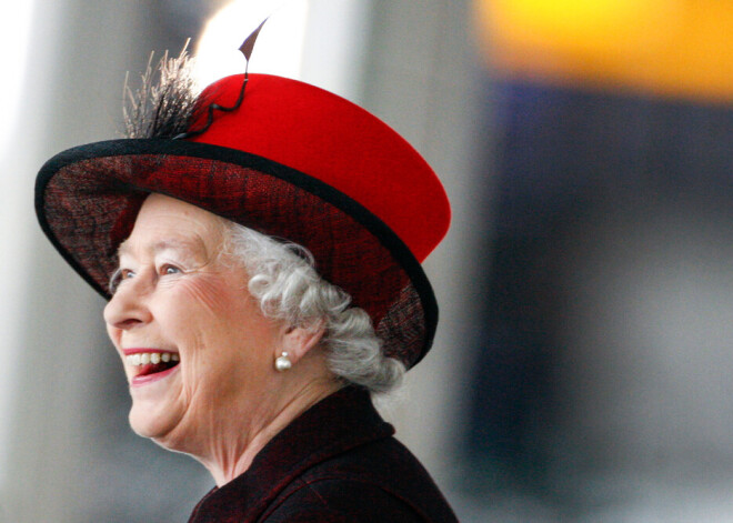 Сколько спят долгожители: режим сна королевы Елизаветы, который стоит перенять