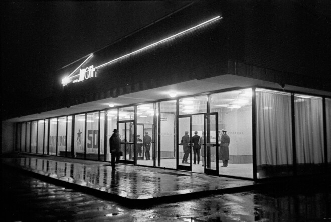 1967. gadā celtais kinoteātris “Aurora” nu jau ir vēsture.