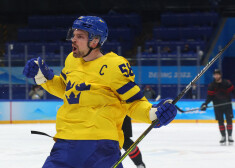 Olimpiskā hokeja turnīra pusfinālā iekļūst arī trešā komanda no Latvijas apakšgrupas