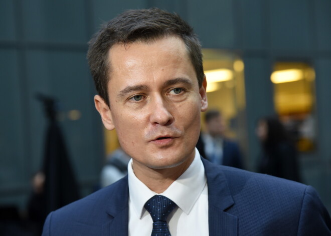 Latvijas Ārstu biedrības valdi pametis kardiologs Gustavs Latkovskis