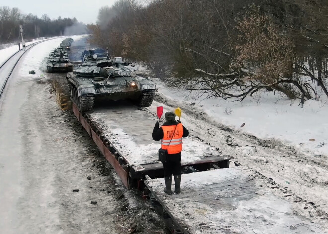 Krievija jau atkal ziņo par spēku atvilkšanu no Ukrainas robežas