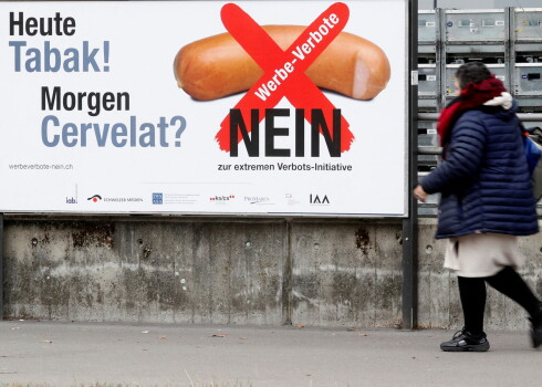 Tabakas rūpniekiem neizdodas iebiedēt vēlētājus - viņi zaudē balsojumā Šveicē