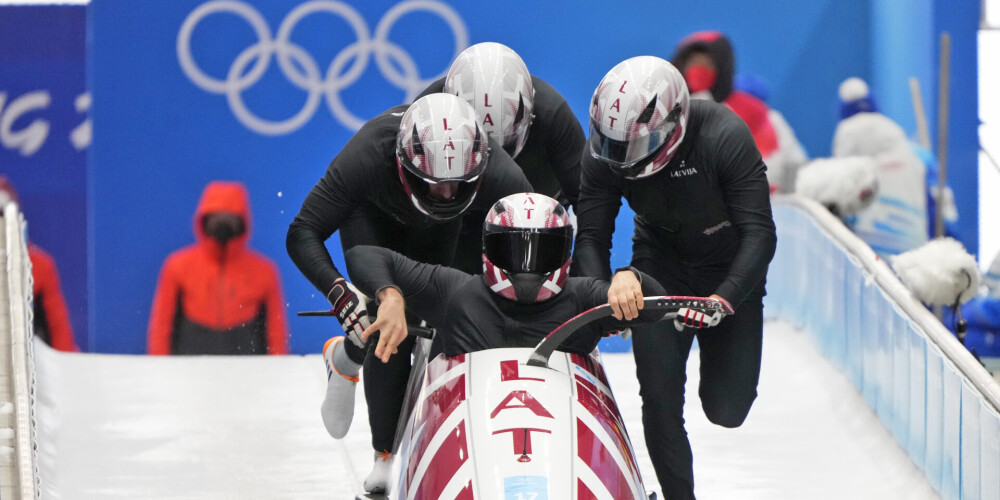 Pekinas spēlēs trasē dosies Latvijas bobslejisti, ātrslidošanā startēs Silovs un 50 kilometru slēpojumā - Vīgants ar Slotiņu
