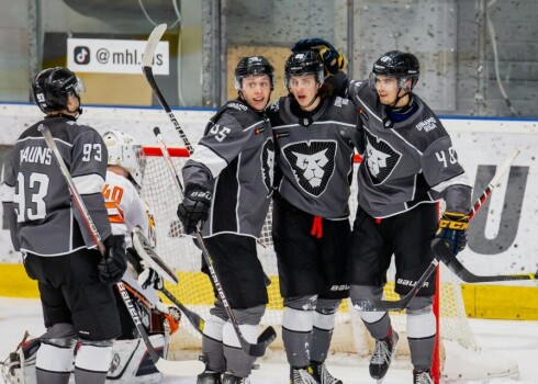 HK "Rīga" atceļ sezonas pēdējās spēles Krievijas Jaunatnes hokeja līgā