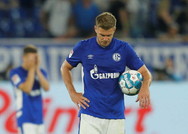 Vācijas futbola klubs "Schalke 04" no krekliem noņems sponsora "Gazprom" nosaukumu