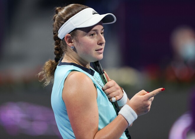 Ostapenko iekļūst Dohas turnīra pusfinālā