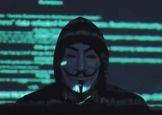 Стало известно о новой атаке хакеров Anonymous на российские сайты