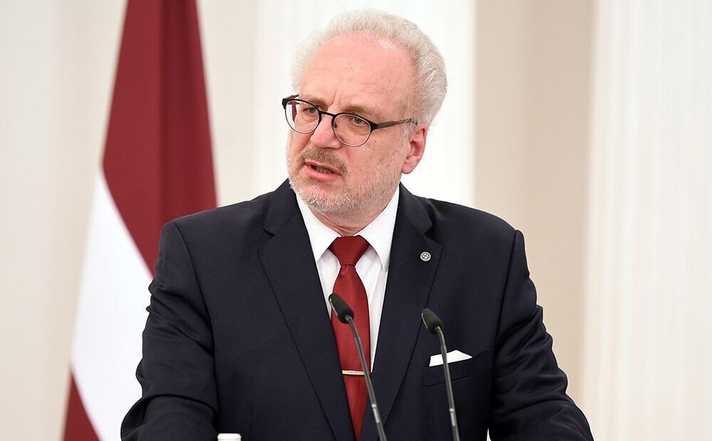 Valsts prezidents norāda, ka Latvijai ir jāpalielina izdevumi drošībai