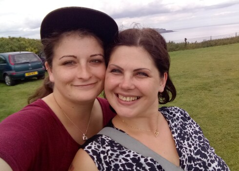 Ja agrāk Rouzija (pa kreisi) vizuāli nepavisam neatbilda Evas gaumei, tad tagad ir tāda sieviete, kas Evai patīk.