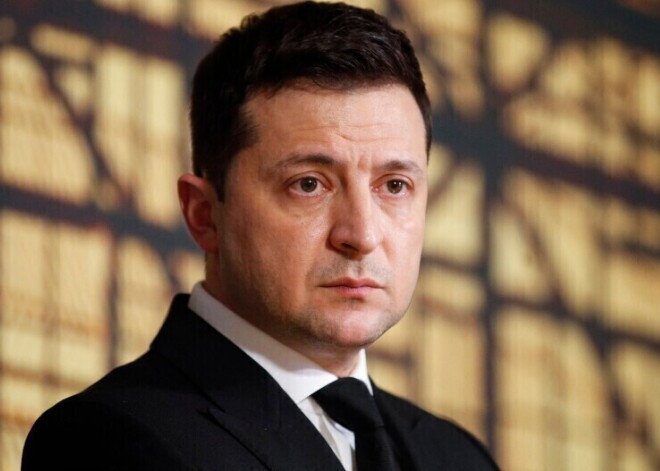 Zelenskis parakstījis lūgumu par Ukrainas uzņemšanu ES