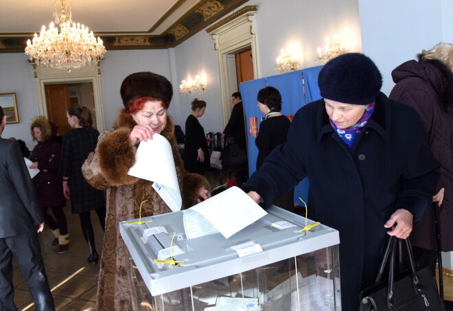 2018. gada 18. martā absolūtais vairākums Latvijā dzīvojošo Krievijas pilsoņu atbalstīja Vladimiru Putinu.